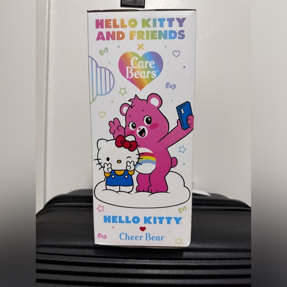 Hello Kitty & Friends X Care Bears - Picture 4 of 4